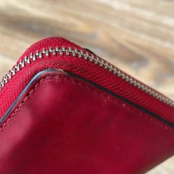 Coach x Peanuts Snoopy & Woodstock Red Zip-Around Leather Wallet - *Worn* - Picture 13 of 16